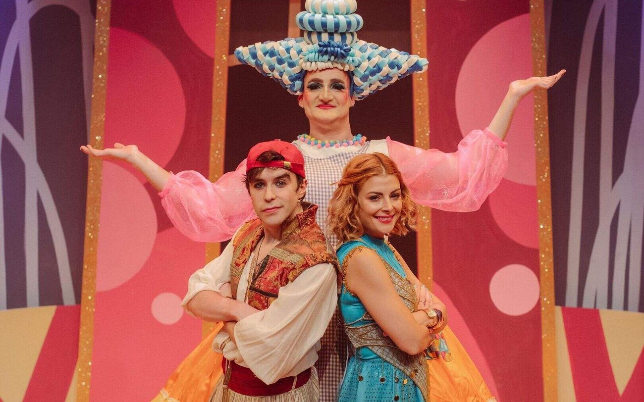 A beautifully designed family Christmas show on stage at The MAC in Belfast